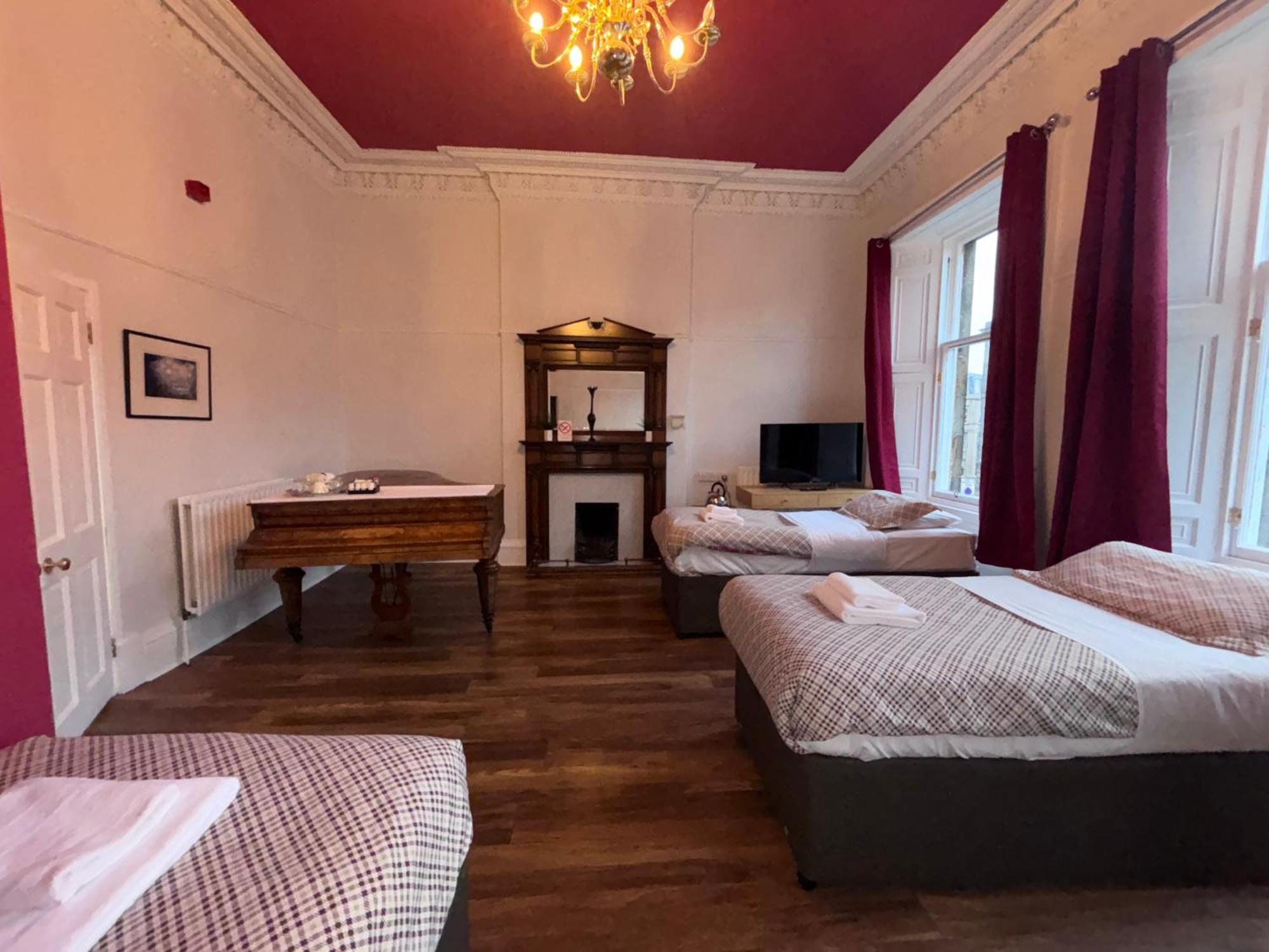 Regent House Hotel - City Centre Hotel Единбург Екстериор снимка