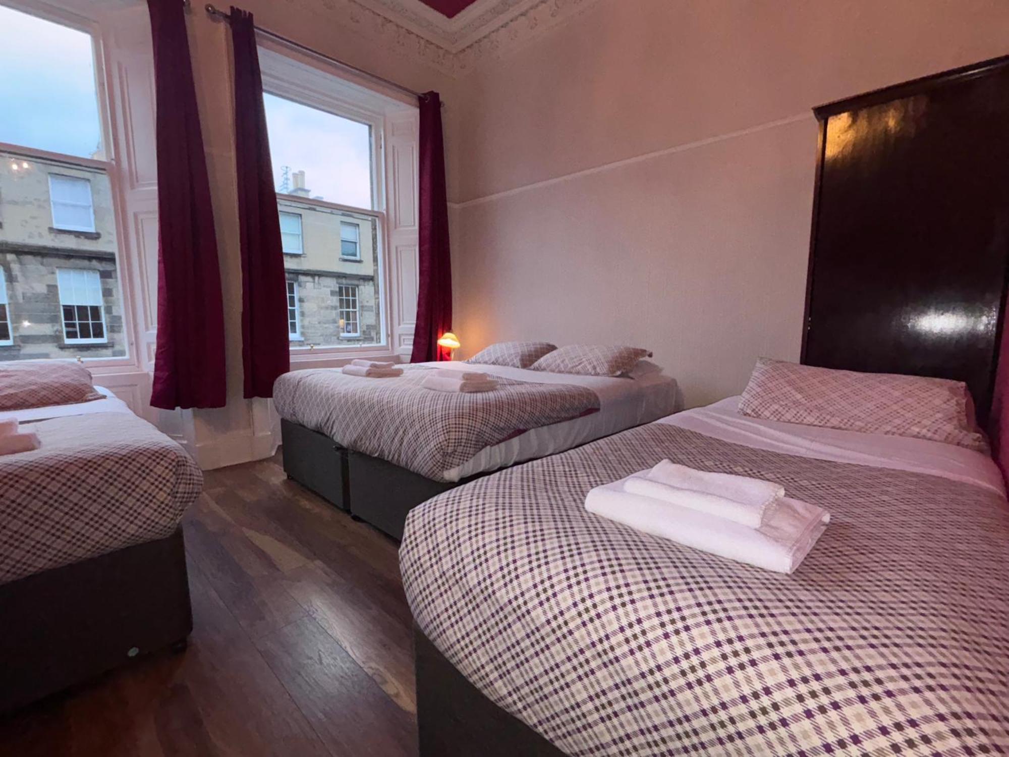 Regent House Hotel - City Centre Hotel Единбург Екстериор снимка